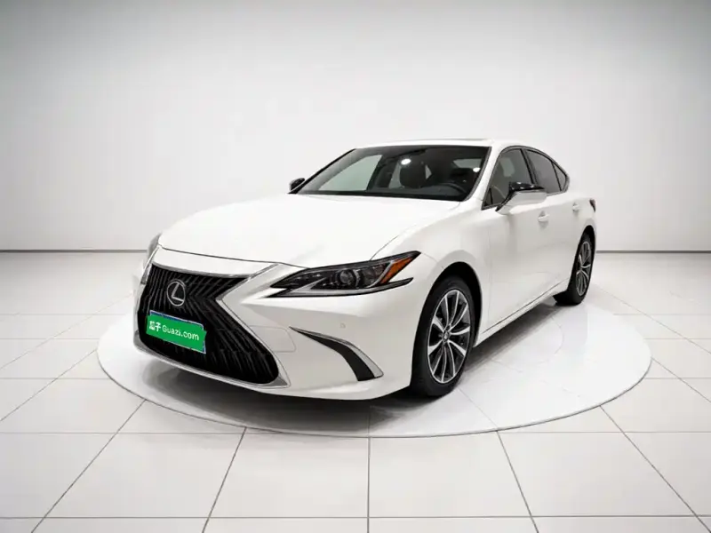 Lexus ES, 2024