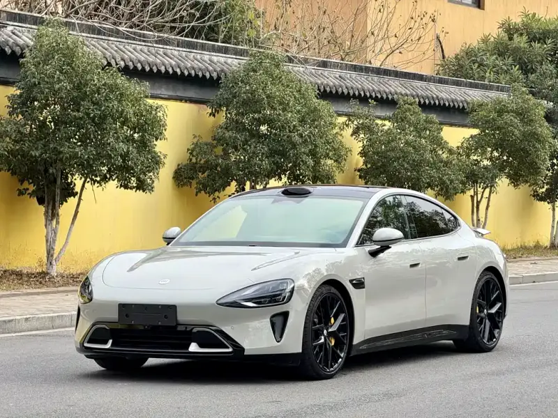 Xiaomi SU7, 2025