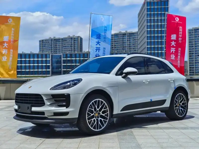 Porsche Macan, 2021