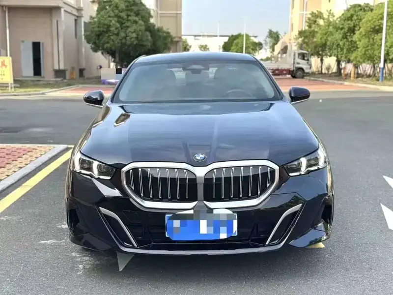 BMW 5 Series, 2024