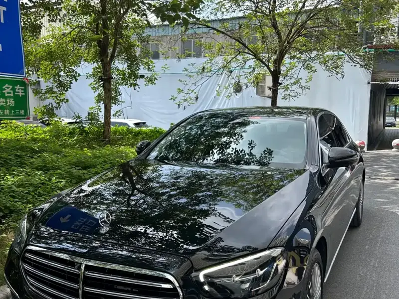 Mercedes-Benz E-Class, 2022