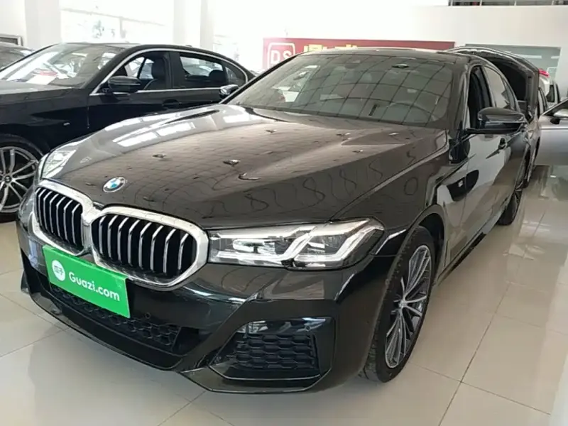BMW 5 Series, 2022