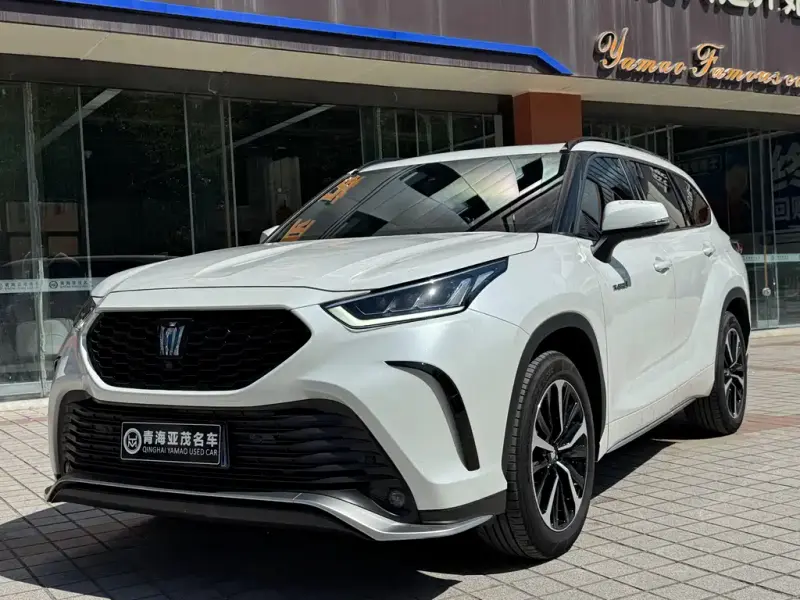 Toyota Crown Kluger, 2024