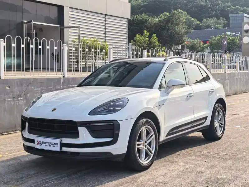 Porsche Macan, 2022