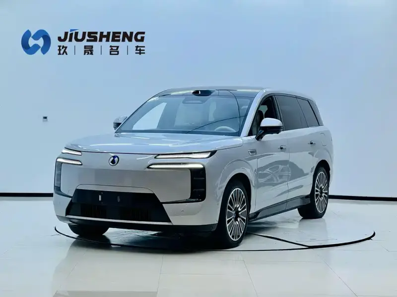 Denza N8L, 2025
