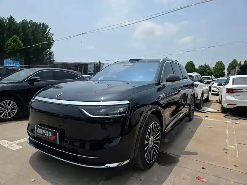 AITO M8, 2025