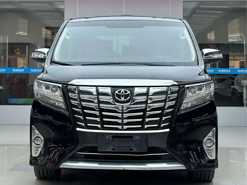 Toyota Alphard, 2017