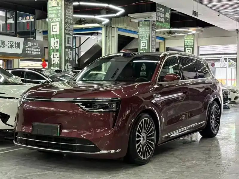 AITO M8, 2025