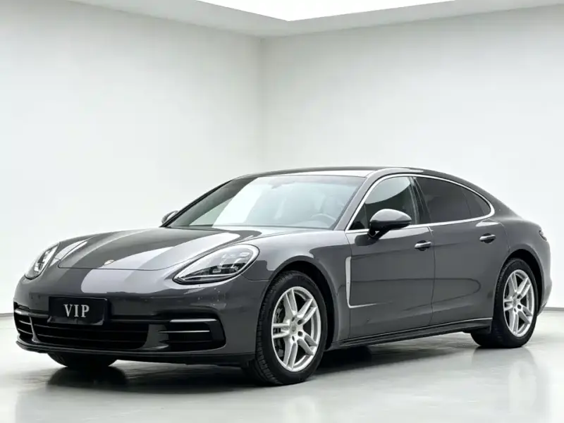 Porsche Panamera, 2017
