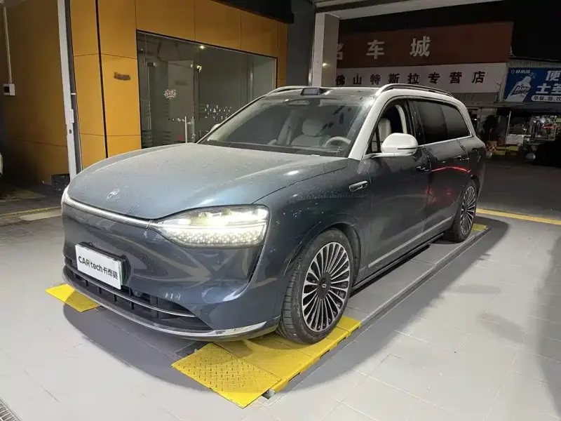 AITO M9, 2025