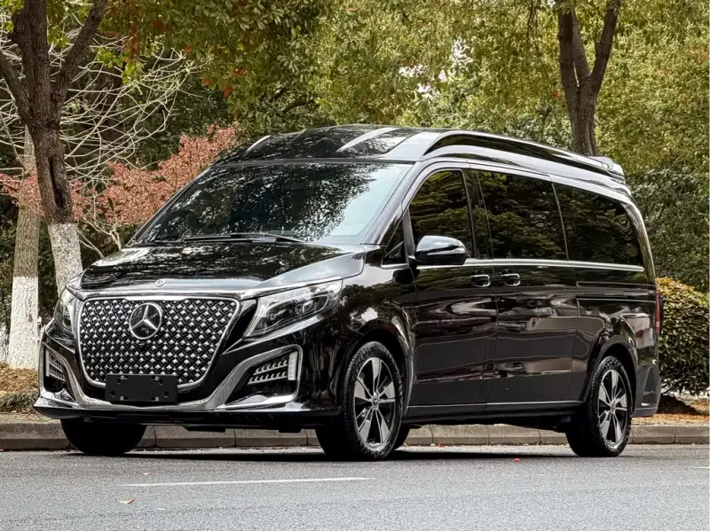Mercedes-Benz V-Class, 2024