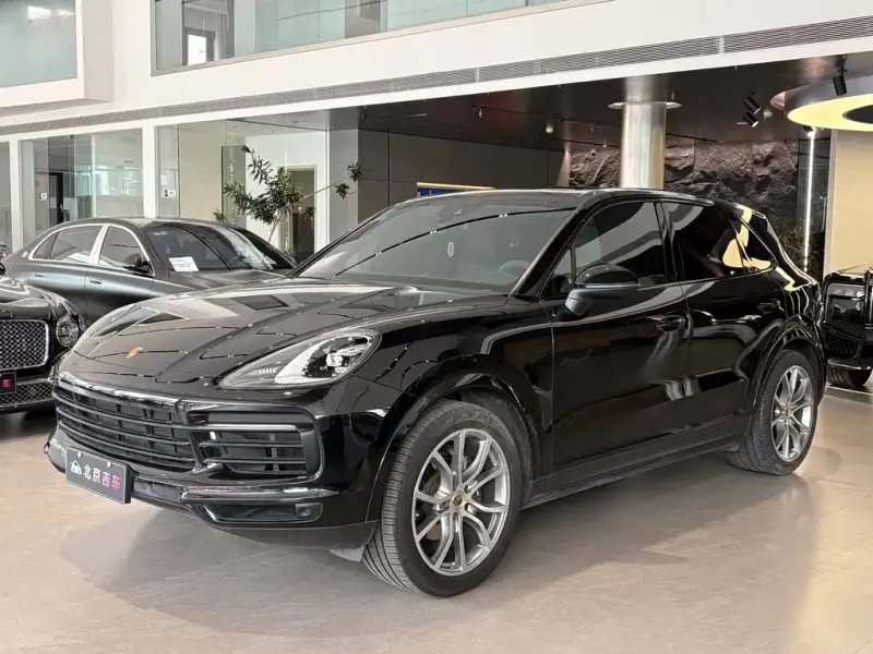 Porsche Cayenne, 2021