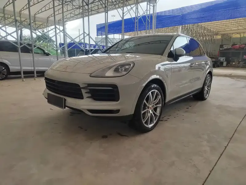 Porsche Cayenne, 2021