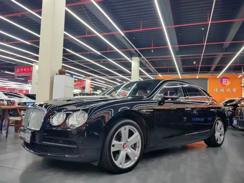 Bentley Flying Spur, 2015