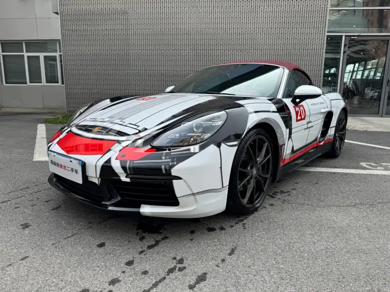Porsche 718, 2022