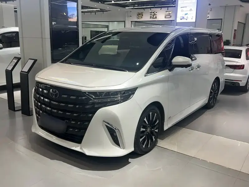 Toyota Alphard, 2024