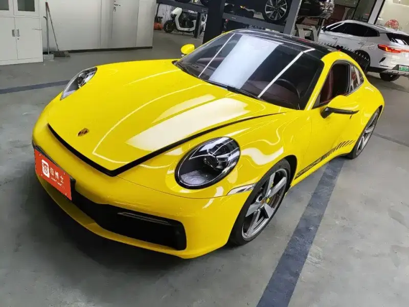 Porsche 911, 2022