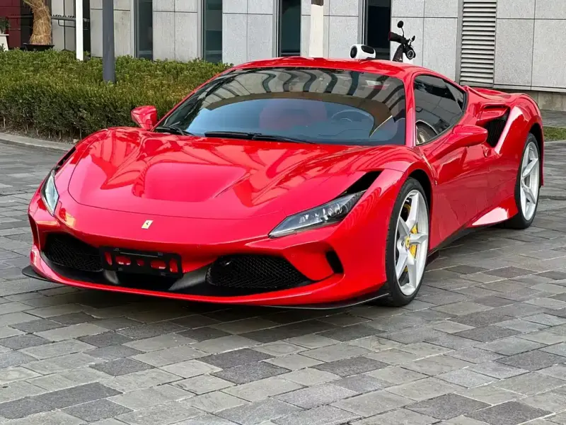 Ferrari F8, 2020