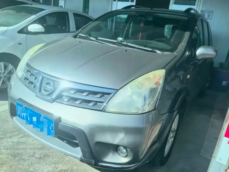 Nissan Livina, 2010