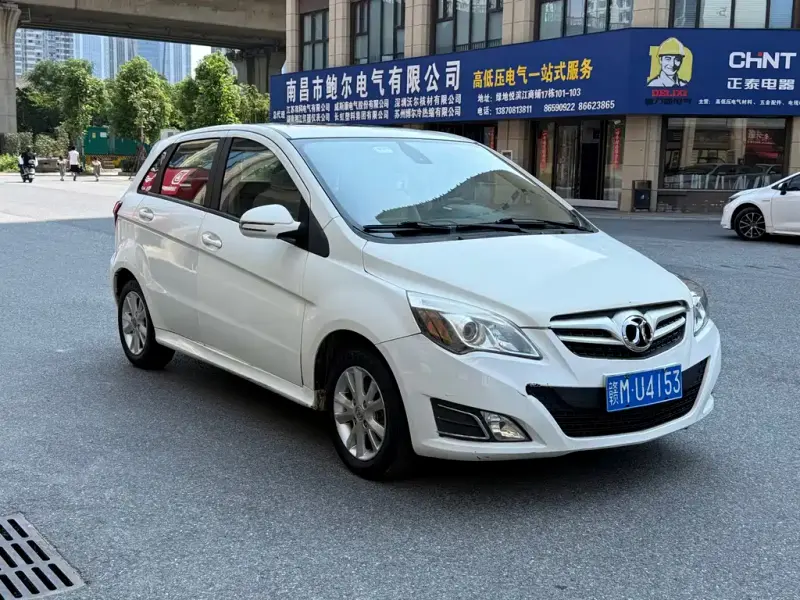 BAIC E-Series, 2015
