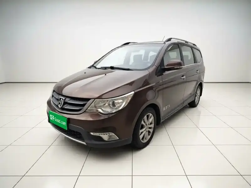 Baojun 730, 2015