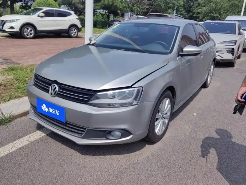 Volkswagen Sagitar, 2014
