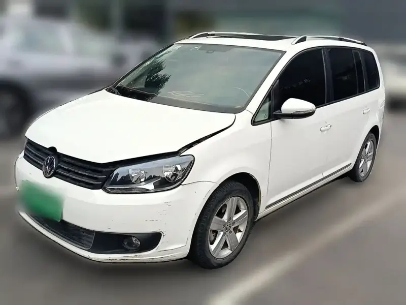 Volkswagen Touran, 2015