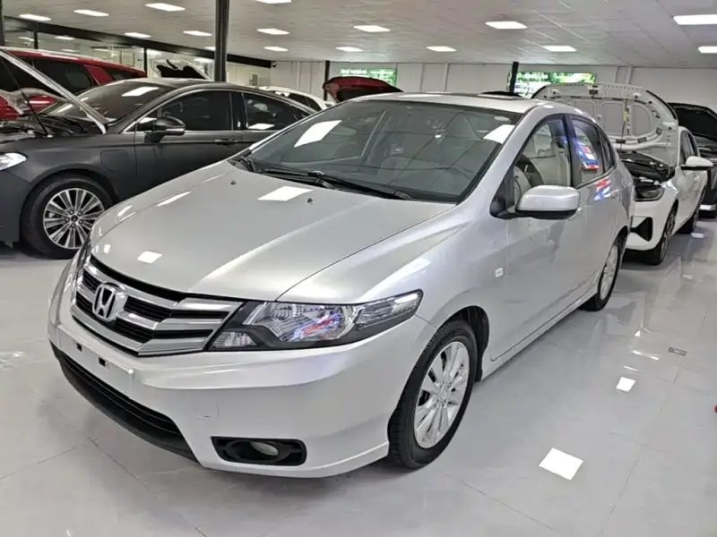 Honda City Classic, 2015