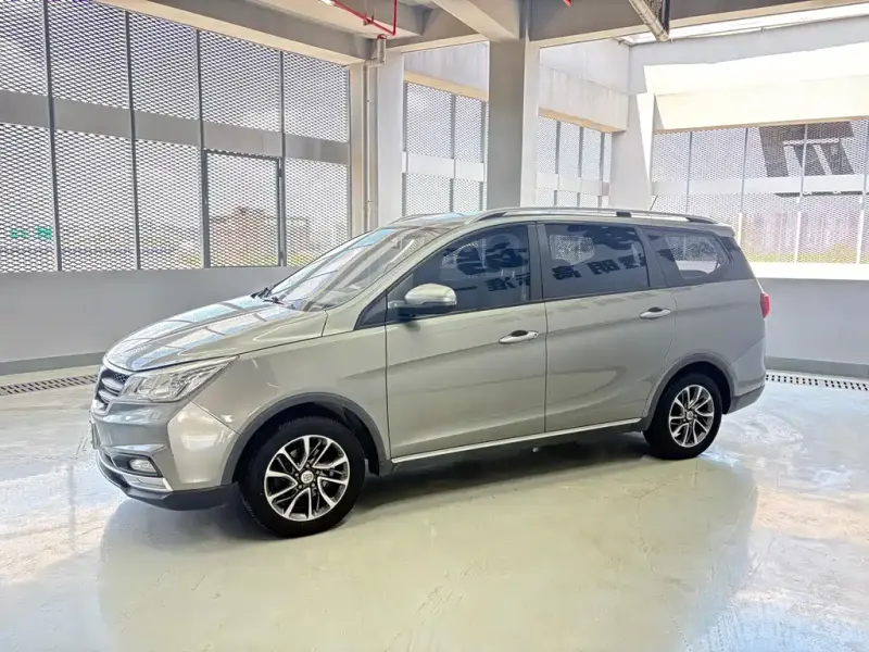 Baojun 730, 2019