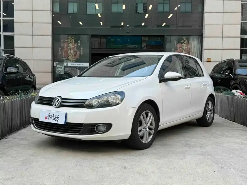 Volkswagen Golf, 2014