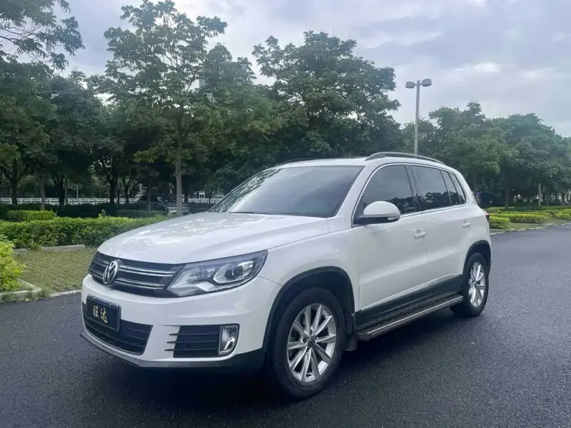 Volkswagen Tiguan, 2015