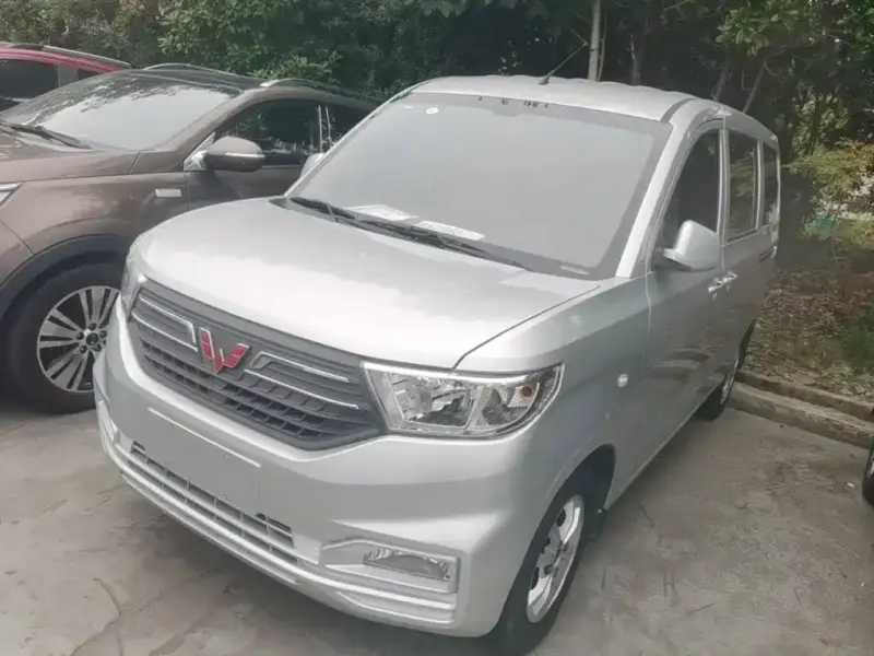 Wuling Hongguang V, 2023
