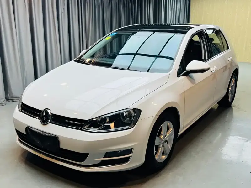 Volkswagen Golf, 2015