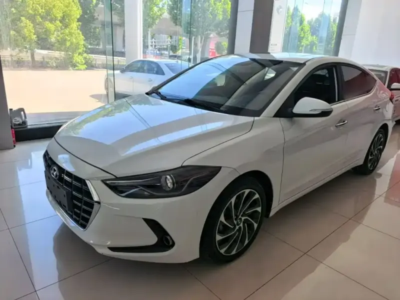 Hyundai Elantra, 2020