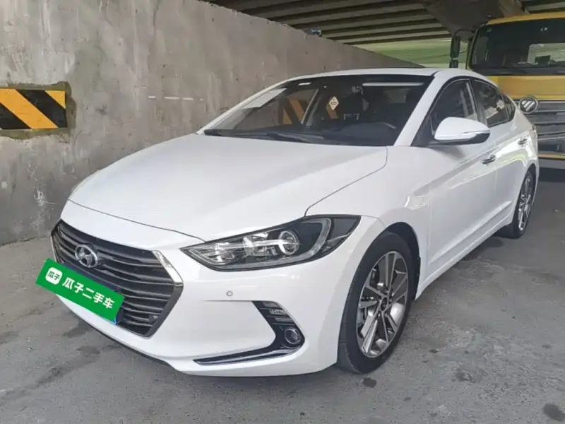 Hyundai Elantra, 2018