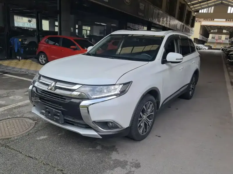 Mitsubishi Outlander, 2017