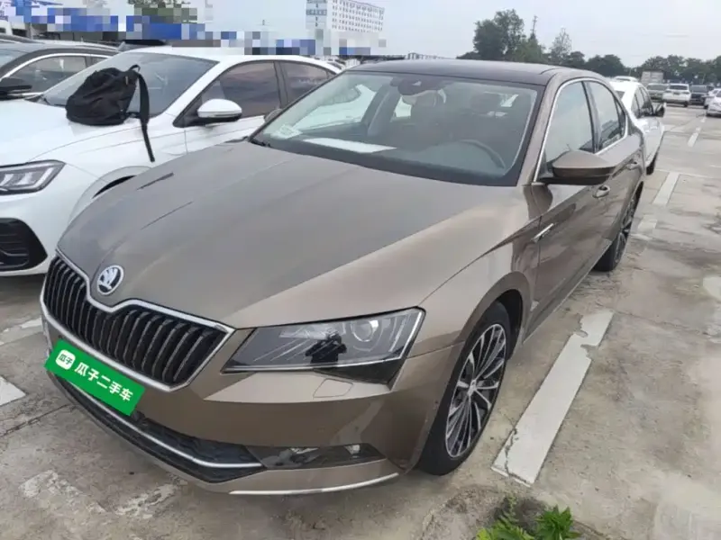 Skoda Superb, 2016