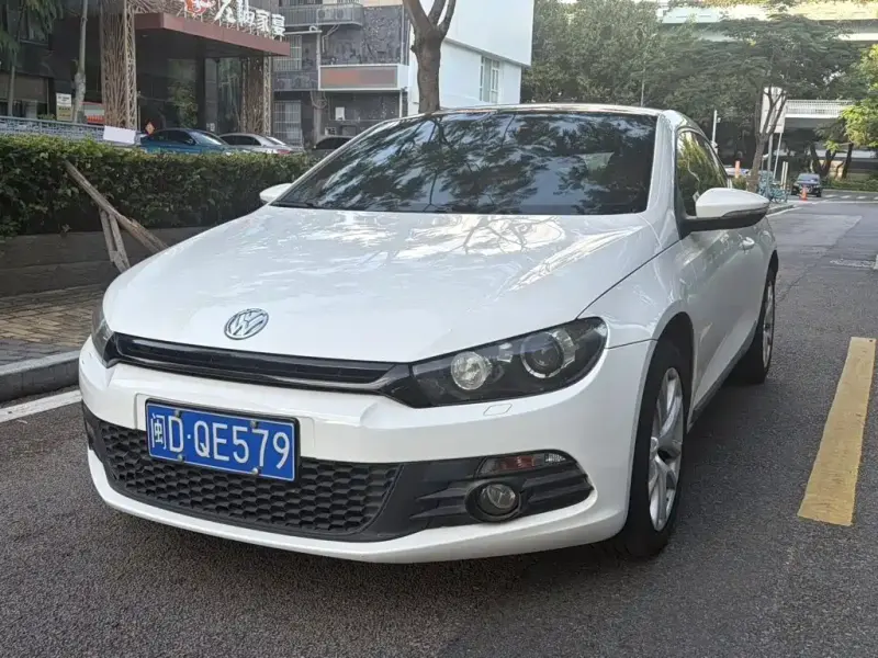 Volkswagen Scirocco, 2011