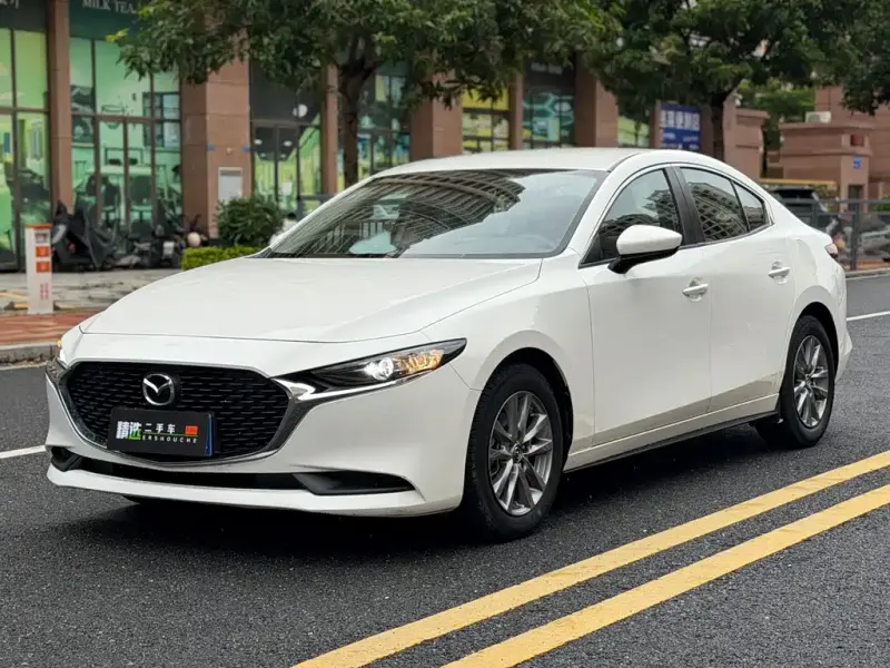 Mazda 3 Axela, 2021