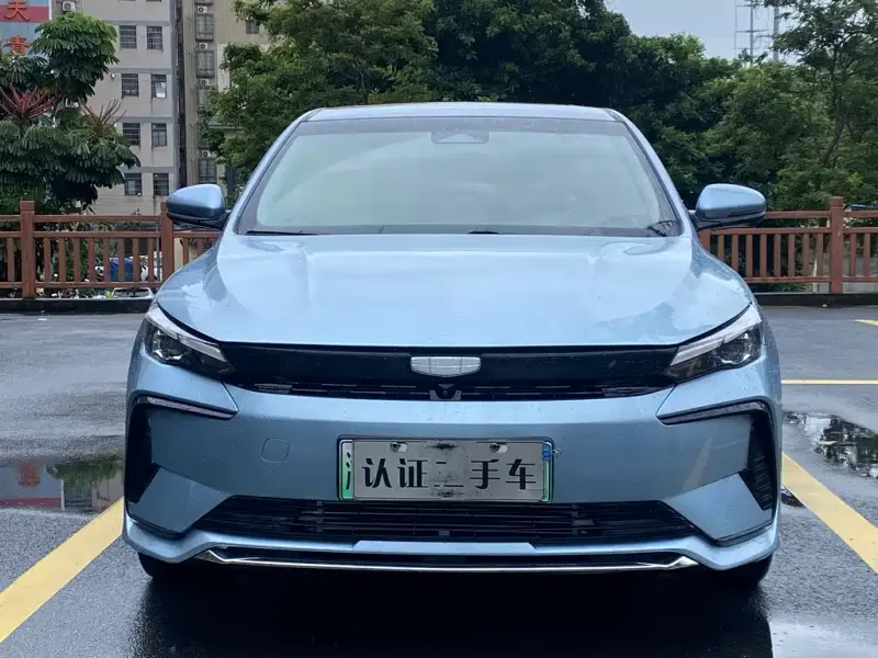 Geely L HiP, 2023