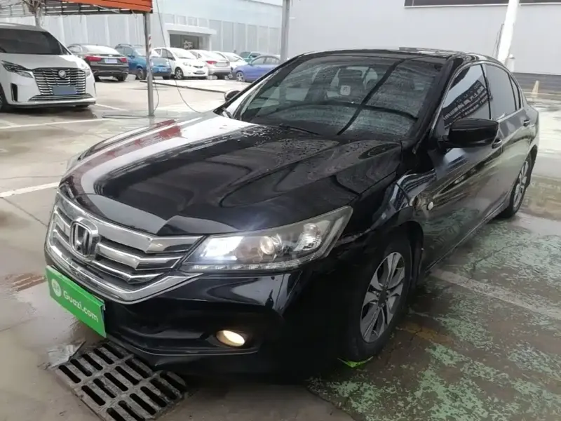 Honda Accord, 2015