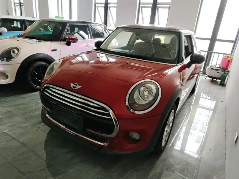 MINI Mini, 2014