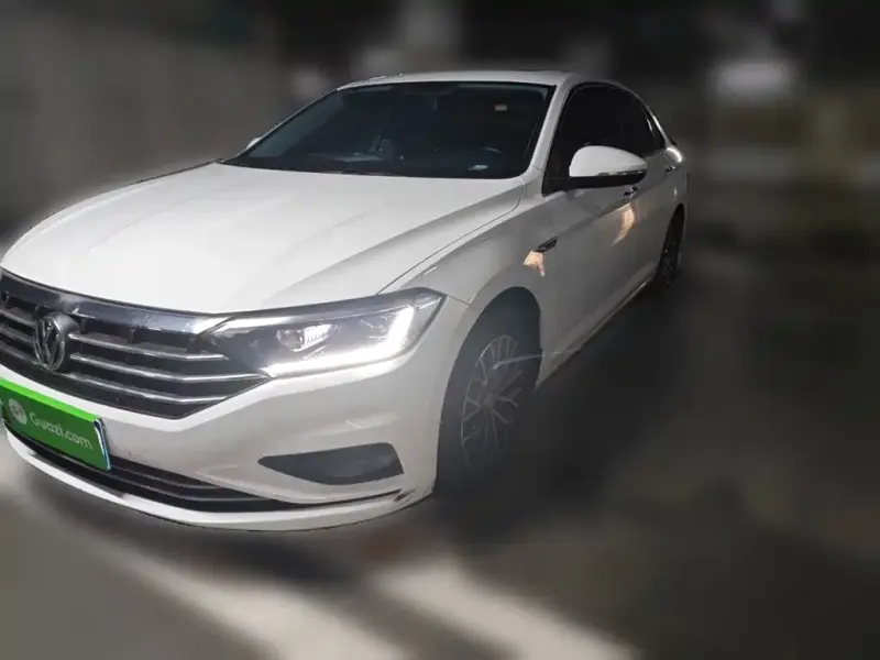 Volkswagen Sagitar, 2020