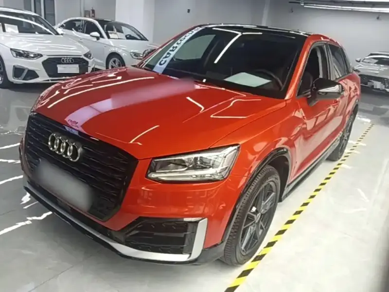 Audi Q2L, 2019