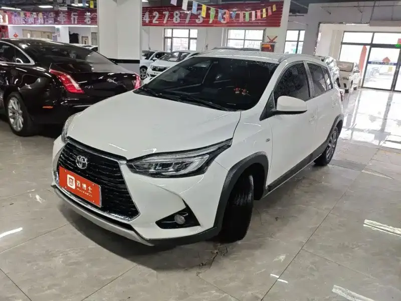 Toyota Yaris L, 2022