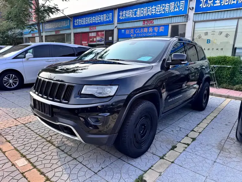 Jeep Grand Cherokee (Import), 2013