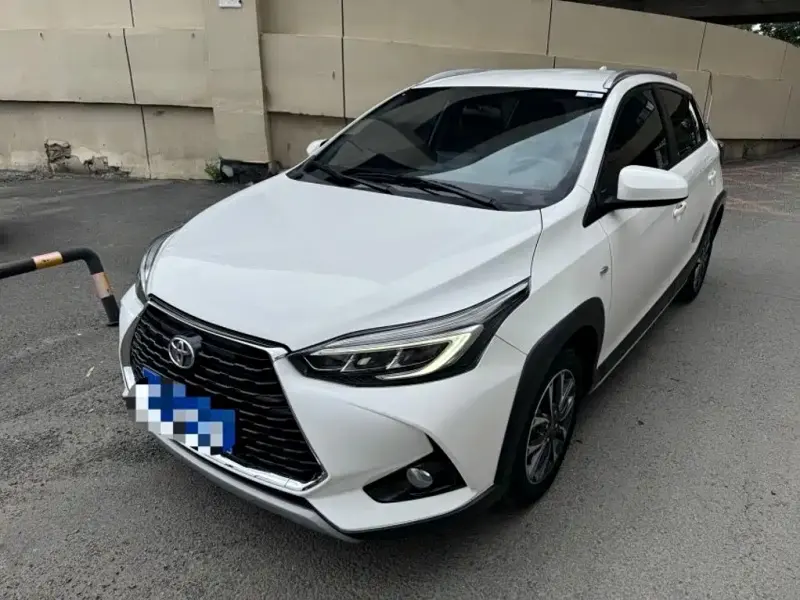 Toyota Yaris L, 2022