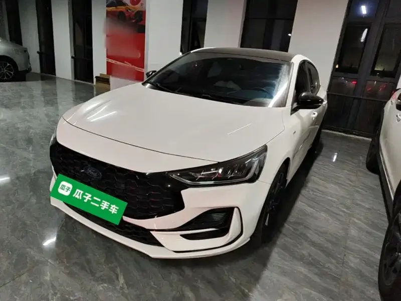 Ford Focus, 2022