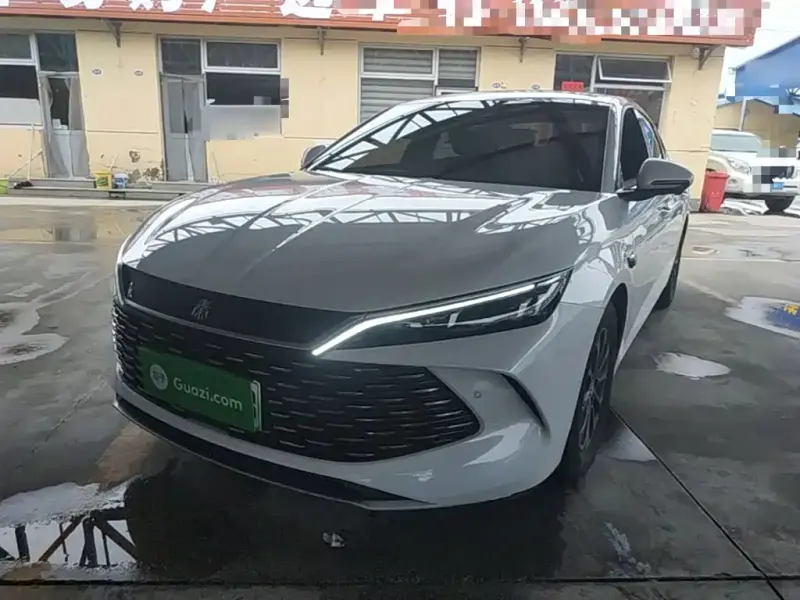 BYD Qin L, 2025