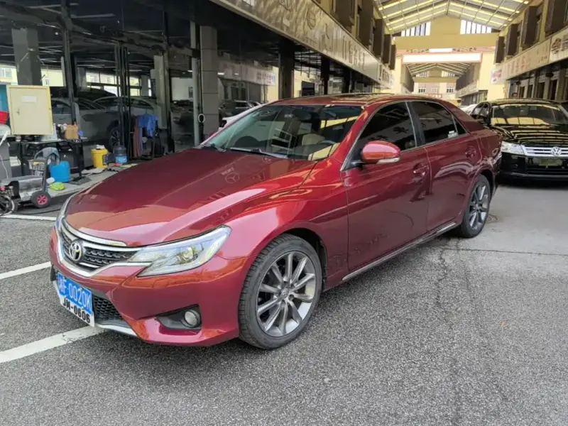 Toyota Reiz, 2015